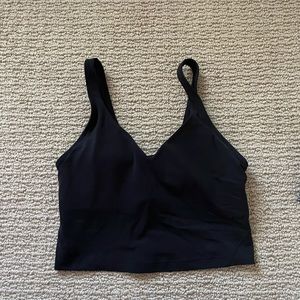 black lululemon align tank